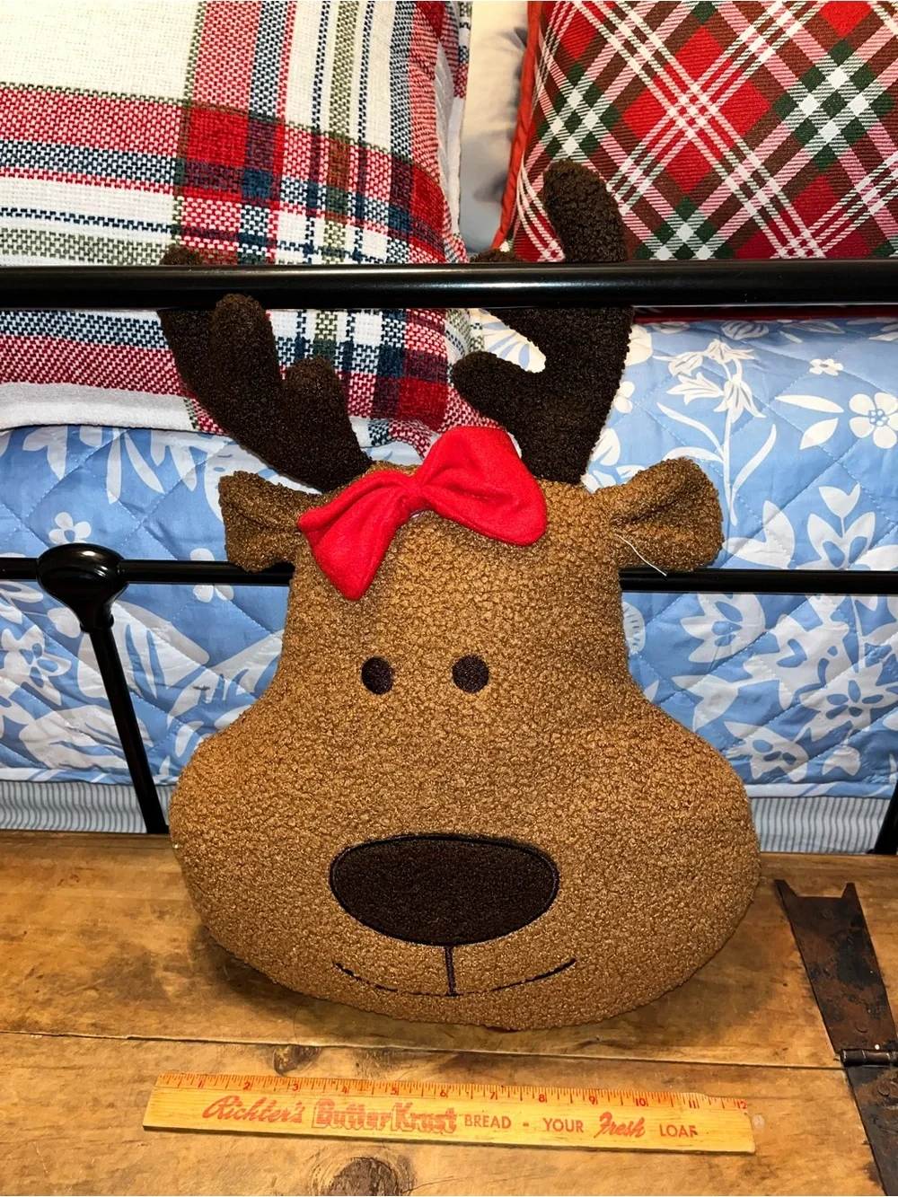 Plush Reindeer Throw Pillow with Red Bow - Festive Brown Accent
